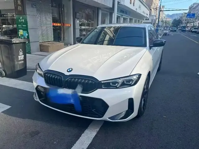 BMW 3 Series 2026 330Li M Sport Shadowline Package