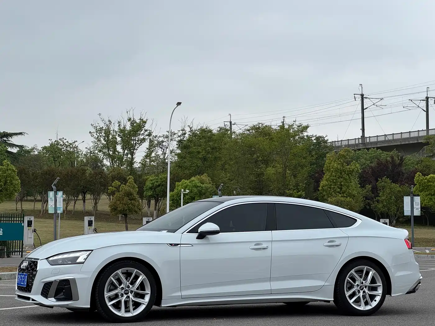 Audi A5 (Import) 2023 Sportback 40 TFSI Fashion Dynamic
