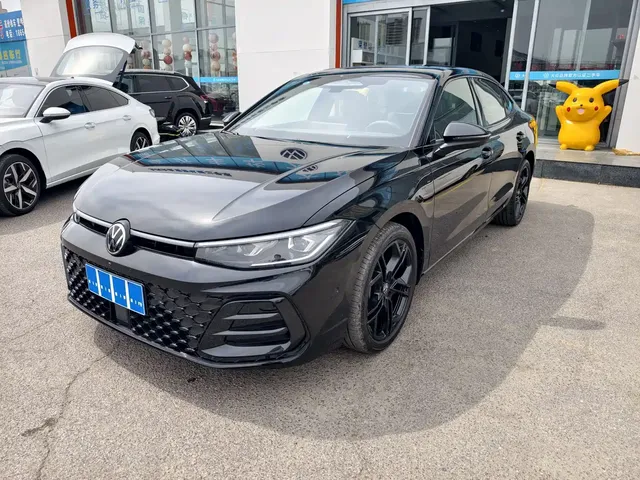 Volkswagen Passat 2026 Pro 380TSI Starlight Dragon Prestige Edition