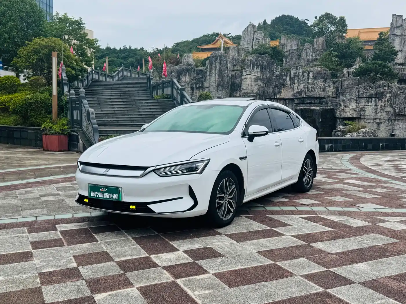 BYD Qin PLUS 2021 EV 500KM Luxury Model