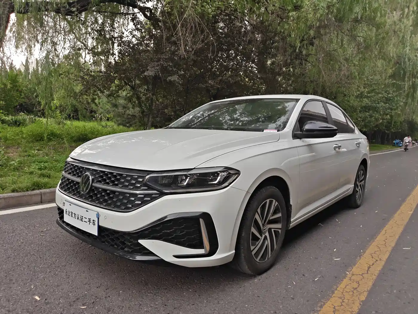 Volkswagen Lavida 2024 Model 300TSI DSG Starlight Leading Edition