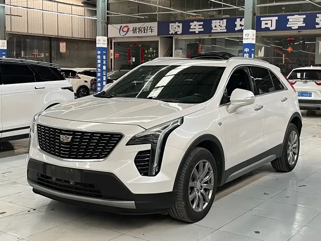 Cadillac XT4 2020 Facelift 28T 2WD Leading