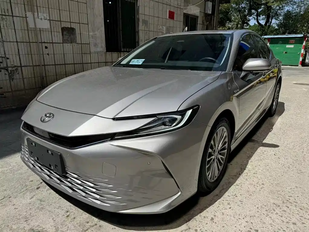 Toyota Camry 2024 2.0GVP Luxury Edition