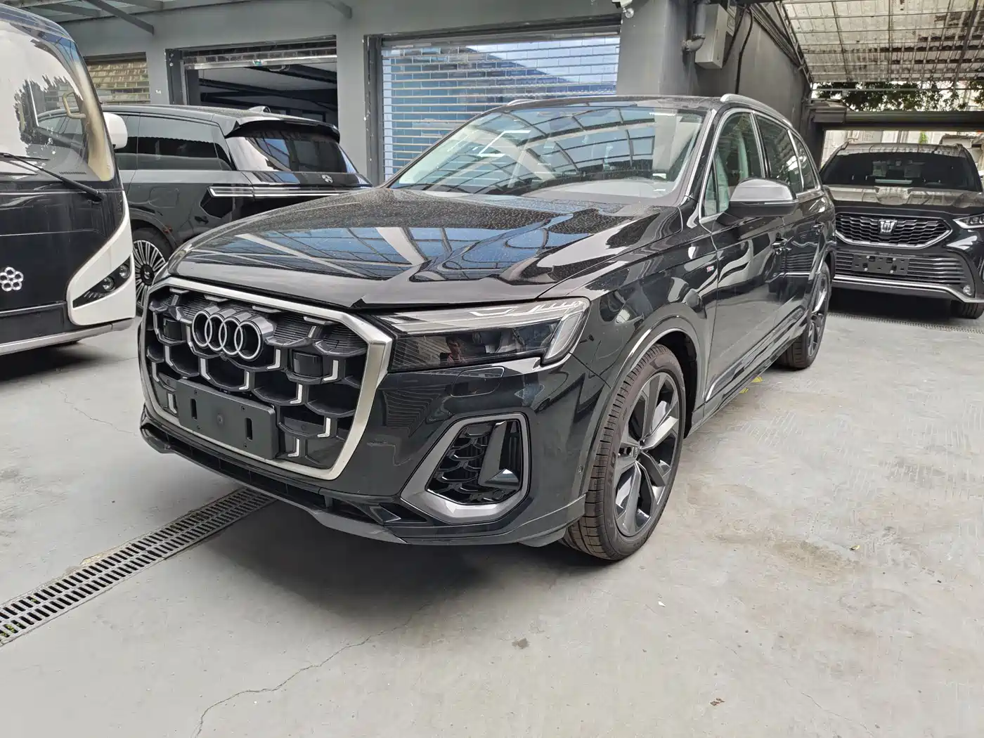 Audi Q7 2025 55 TFSI quattro S line Sport
