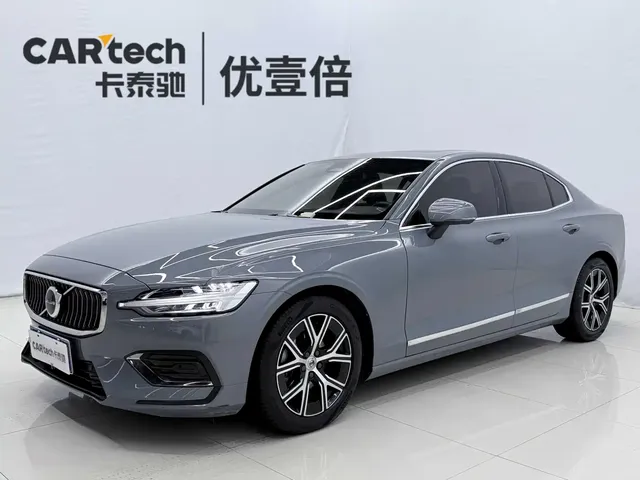 Volvo S60 2023 B4 Smart Comfort Luxury Edition