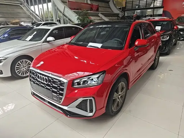 Audi Q2L 2022 35 TFSI Fashion Dynamic