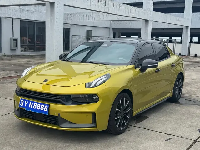 Lynk & Co 03 2020 03+ 2.0TD Auto Wind Master Edition