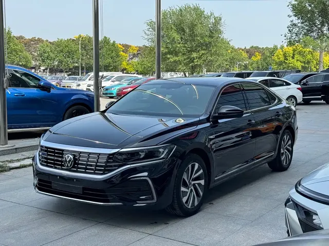 Volkswagen Passat New Energy 2022 Facelift 430PHEV Hybrid Elite Edition