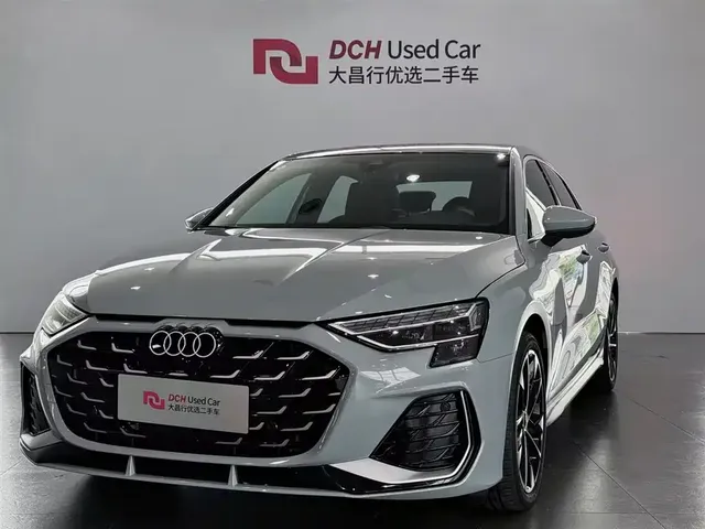 Audi A3 2025 Facelift A3L Limousine 35TFSI Flying Spur Premium