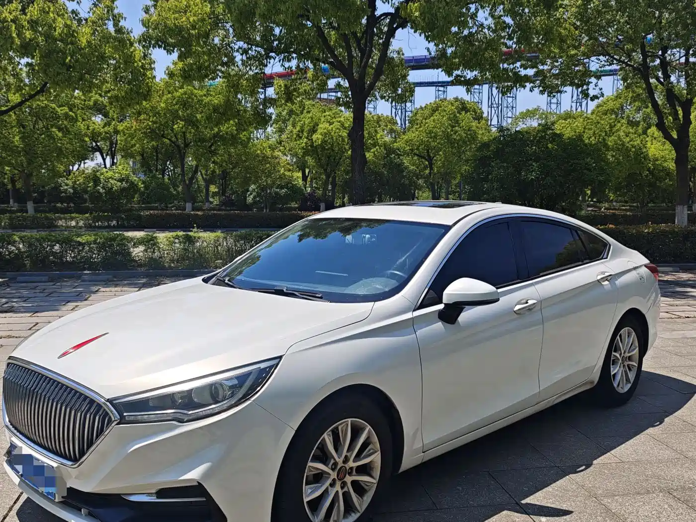 Hongqi H5 2019 30TD Style Edition