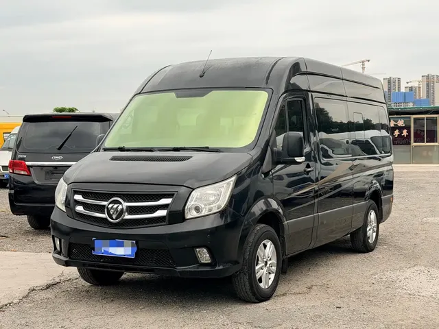 Foton Tuyano 2021 2.8T Luxury Mini Bus Premium Coach Long Wheelbase Medium Roof 9-Seater F2.8NS6B177L