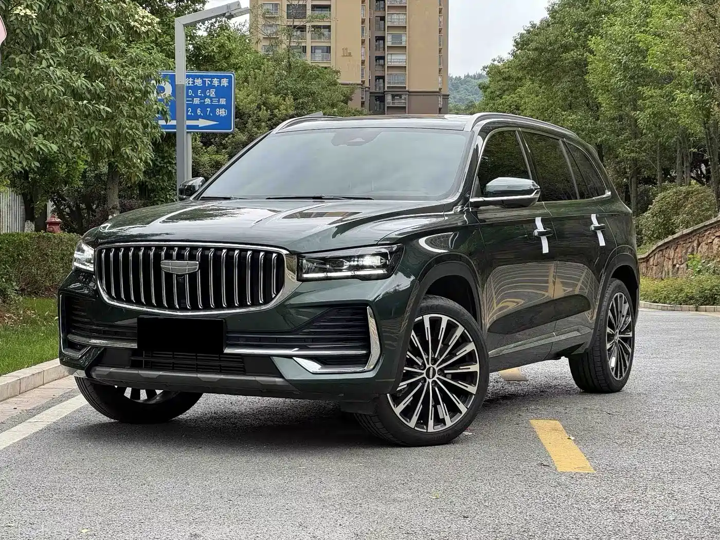 Geely Xingyue L 2025 Oriental Glory 2.0TD Automatic AWD Moon View Edition