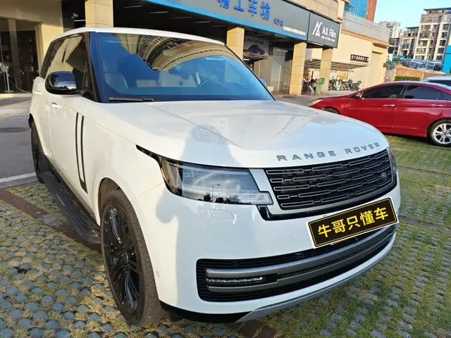 Land Rover Range Rover 2024 3.0 L6 360PS Golden Age Edition