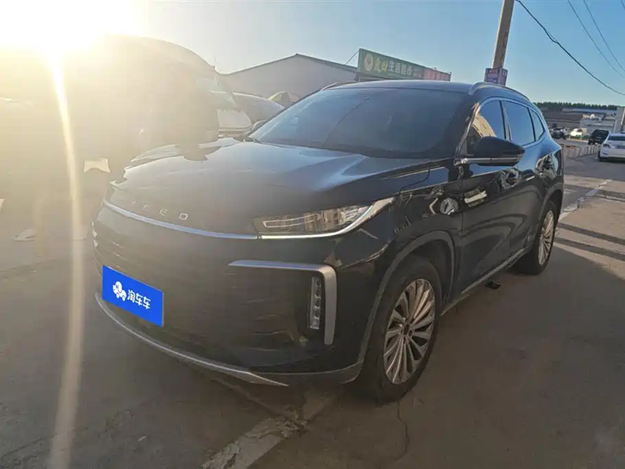 Exeed Lingyun 2021 290T 2WD Star Glory Edition