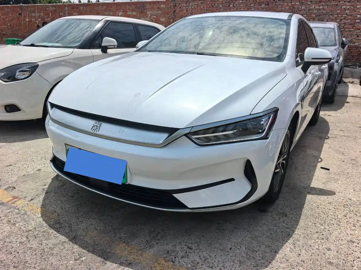 BYD Qin PLUS 2021 EV 500KM Luxury Model
