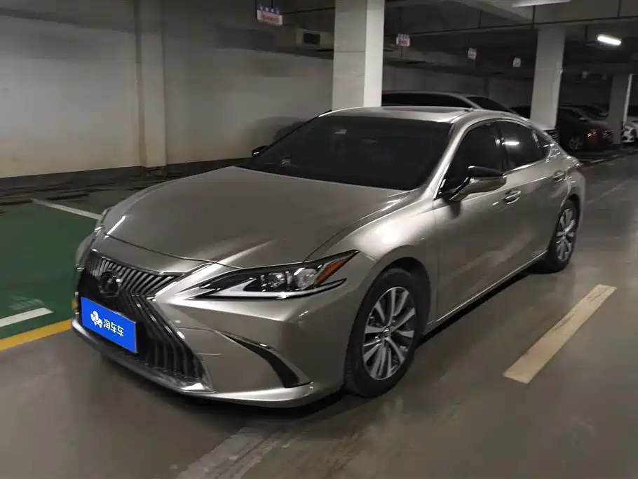 Lexus ES 2020 200 Luxury