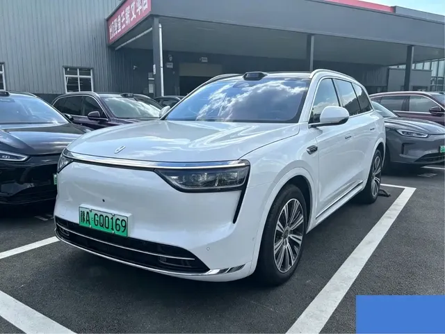 AITO Wenjie AITO M8 2025 Model Extended Range Max Edition 37kWh 6-Seater