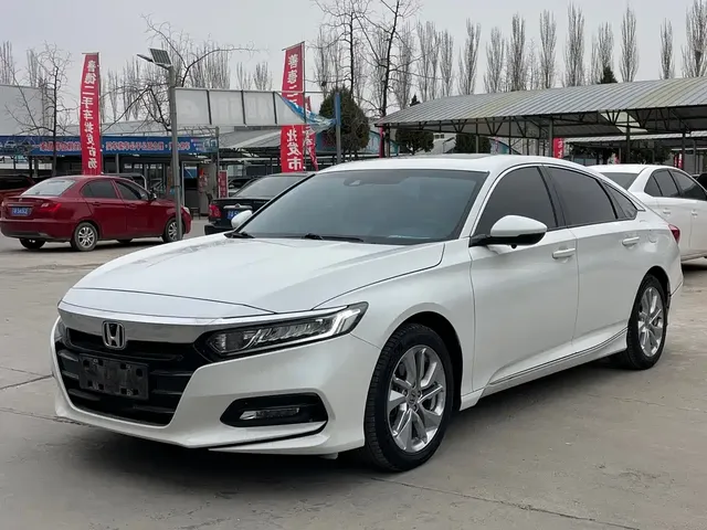 Honda Accord 2018 260TURBO Premium Edition China V
