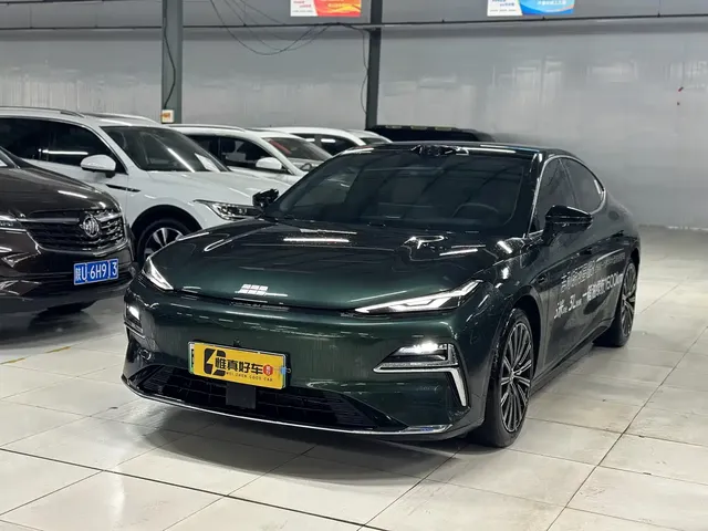 Geely Galaxy Xingyao 8 2025 130km EM-P Starship Edition