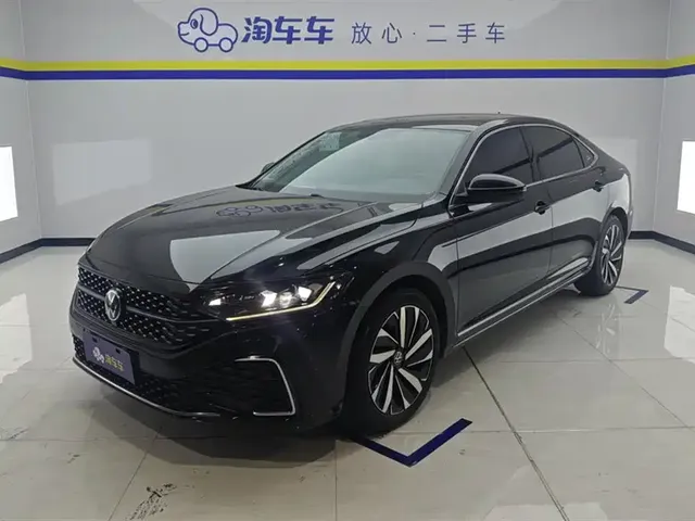 Volkswagen Passat 2022 330TSI Starlight Elite Edition