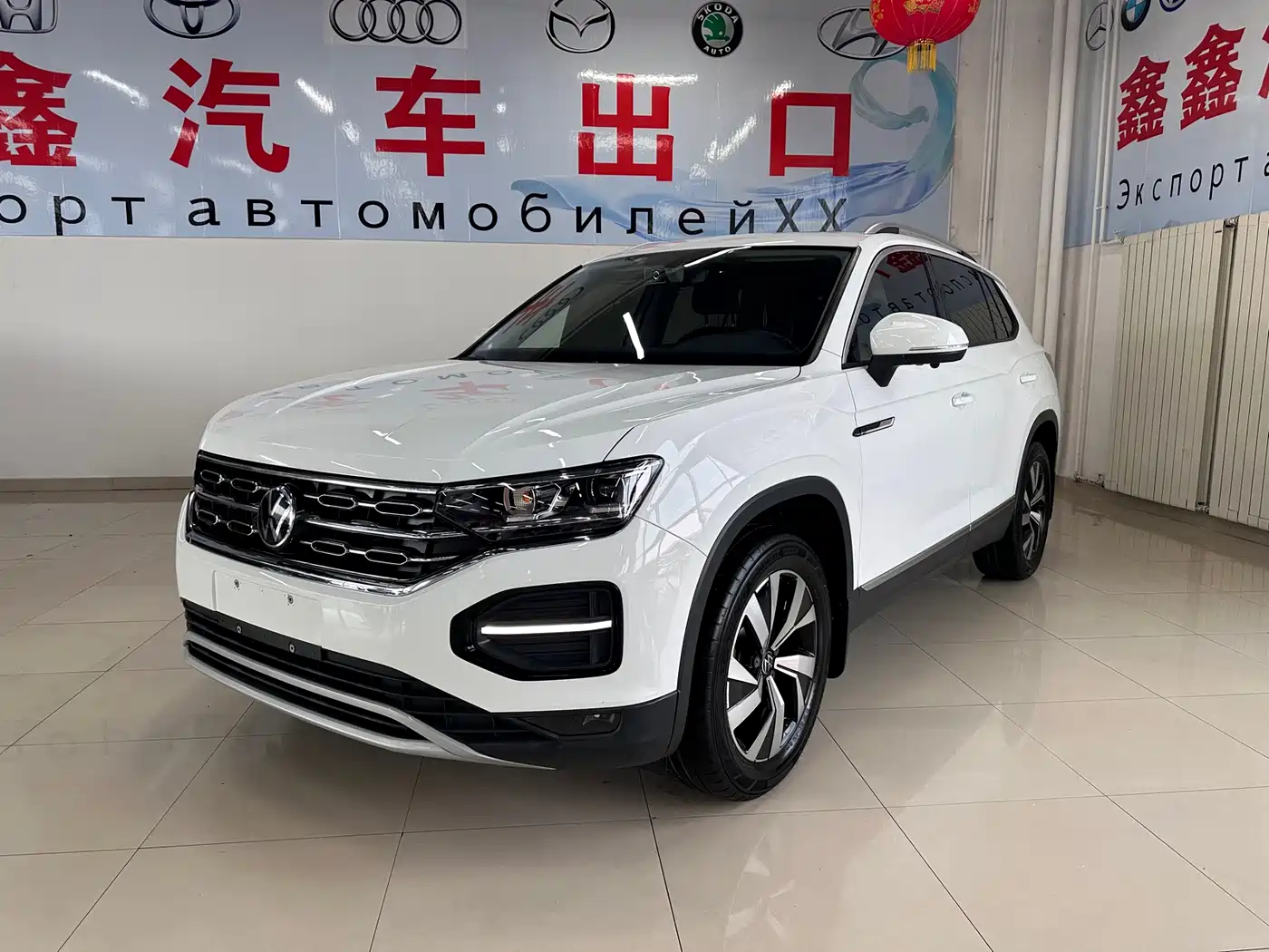 Volkswagen Tayron 2022 280TSI 2WD Luxury Smart Connect Edition
