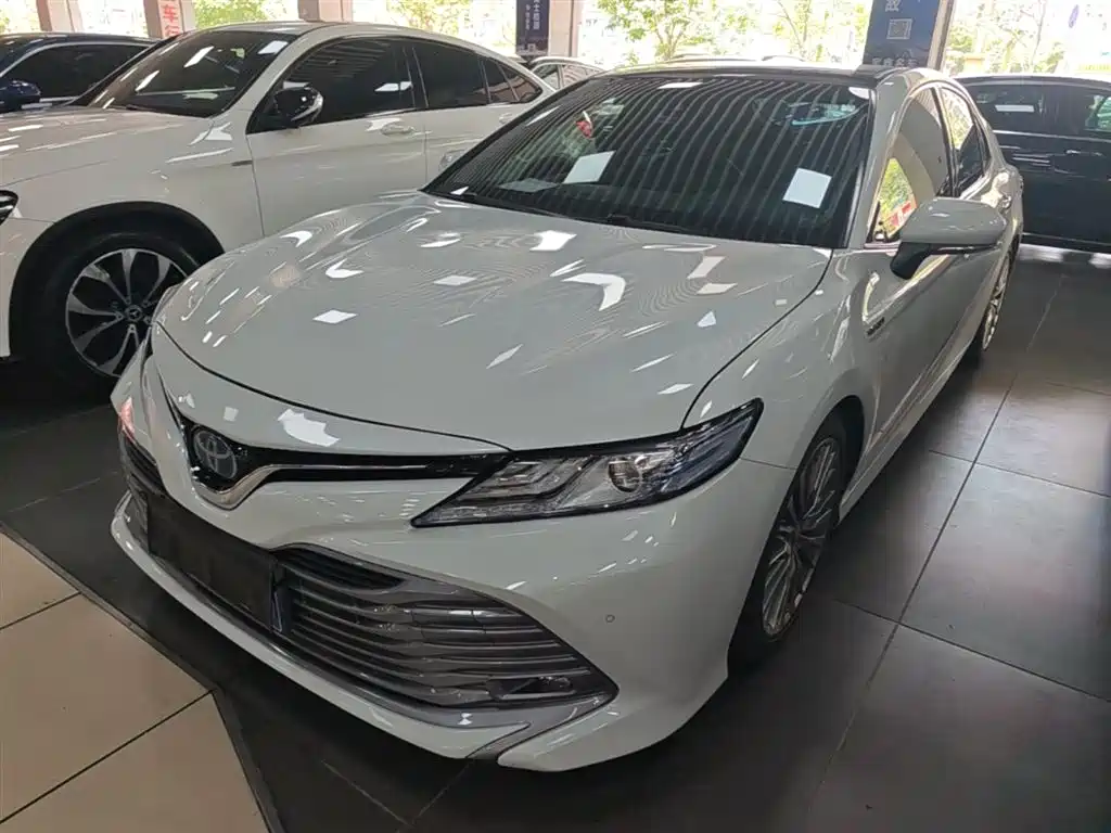 Toyota Camry 2019 Hybrid 2.5HG Luxury Edition China VI
