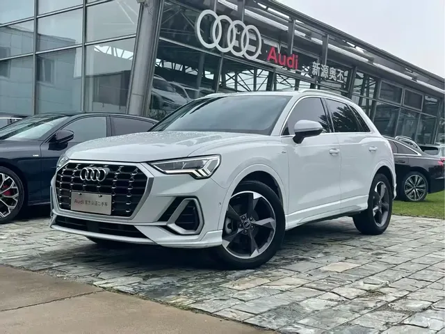 Audi Q3 2023 35 TFSI Fashion Dynamic Model (1.5T)