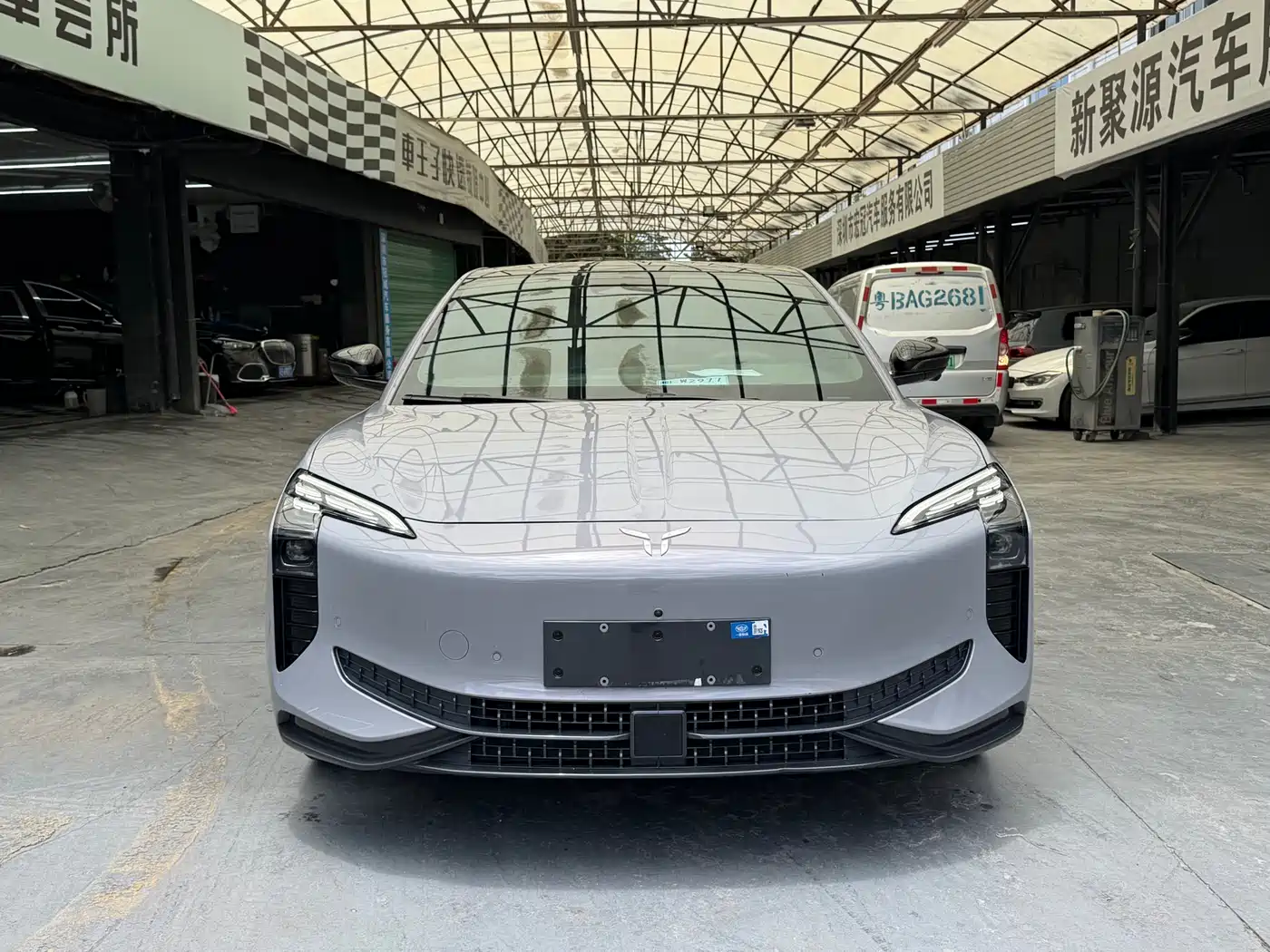 Hongqi EH7 2024 690 Pro
