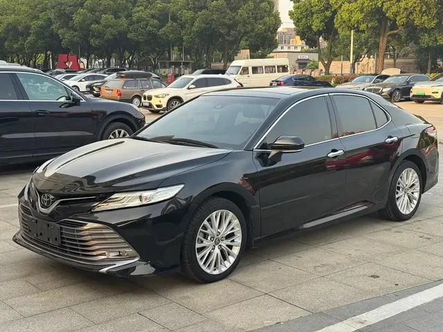 Toyota Camry 2018 2.5G Luxury Edition
