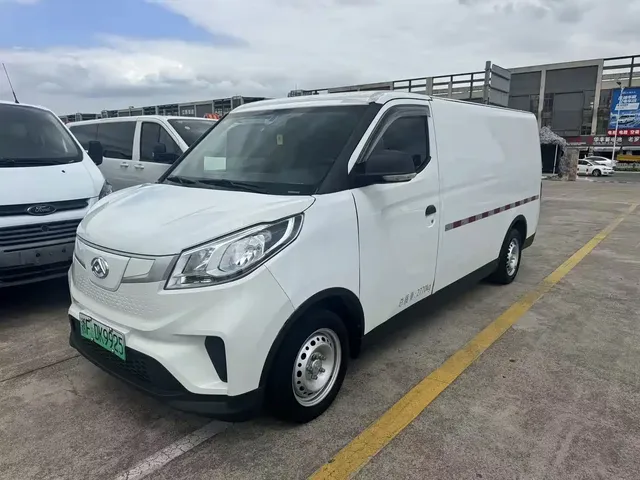 SAIC Maxus EV30 2023 Pure Electric Intelligent Logistics Expert Long Wheelbase CATL