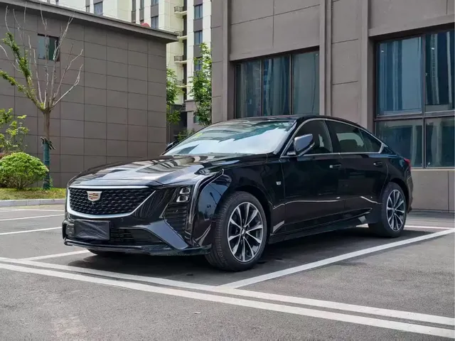 Cadillac CT5 2025 Model 28T Urban Sport Edition