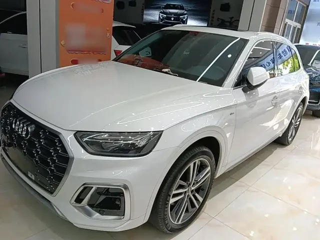 Audi Q5L 2022 40T Fashion Dynamic