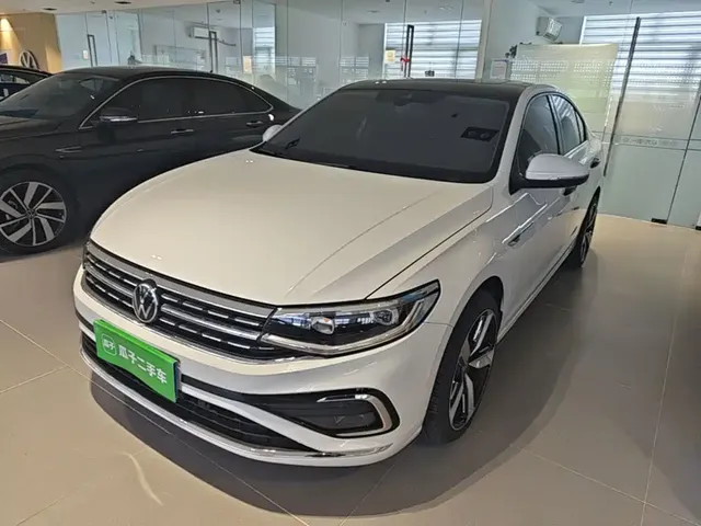 Volkswagen Bora 2024 300TSI DSG Premium Ride Edition