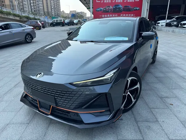 Changan UNI-V 2022 1.5T Sport Edition