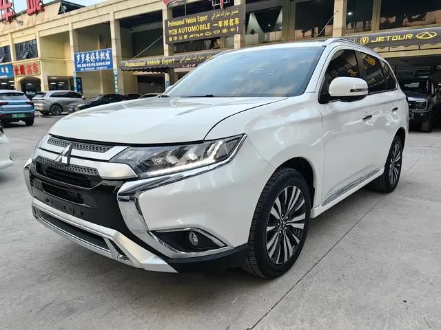 Mitsubishi Outlander 2020 2.0L 2WD Premium 5-seater