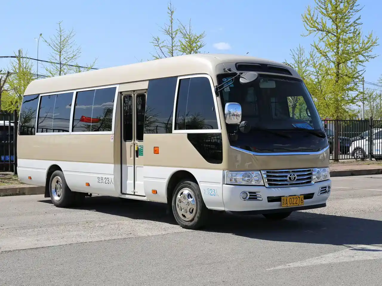 Toyota Coaster 2019 4.0L Luxury Vehicle GRB53L-ZEMNK 23-seater with Armrests 9GR
