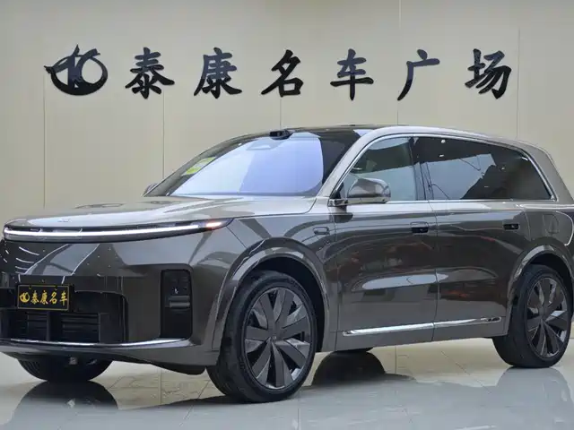 Li Auto Li Xiang L9 2026 Base Model