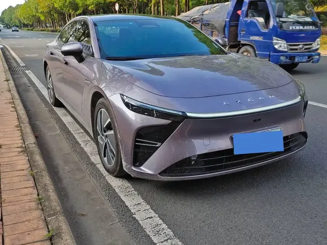Exeed Exlantix ES 2025 Range Extender Pro Highway Assist