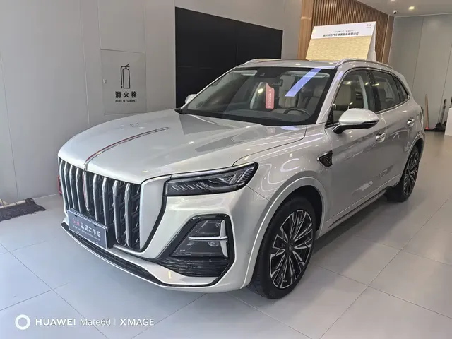 Hongqi HS5 2023 2.0T 4WD Flag Leader Pro