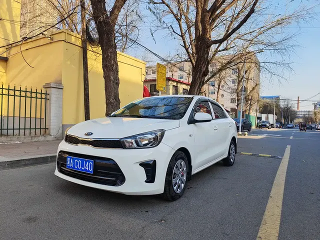 Kia Huan Chi 2017 1.4L Manual Smart Fashion