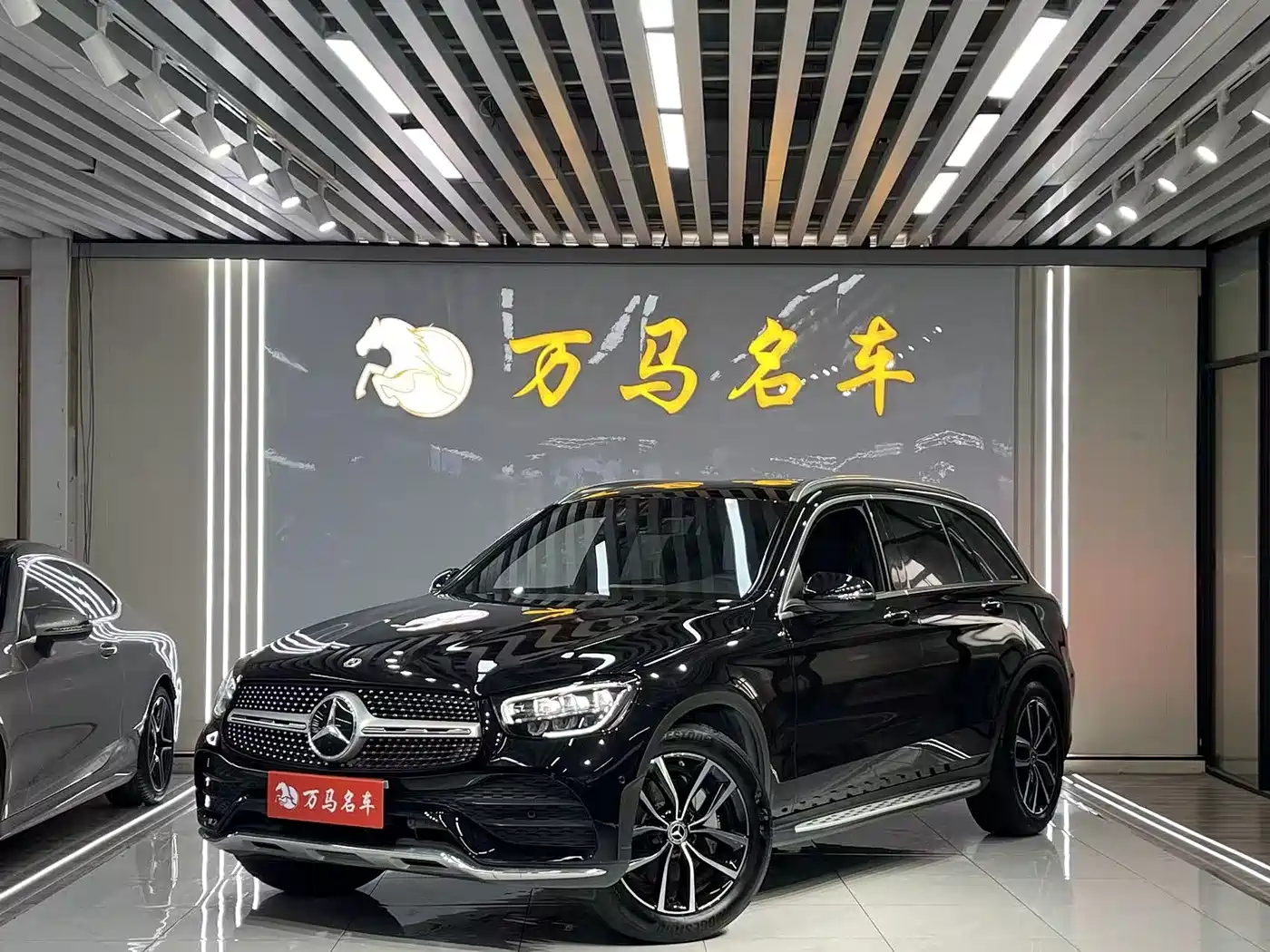 Mercedes-Benz GLC 2023 GLC 260 L 4MATIC Luxury 5-Seater