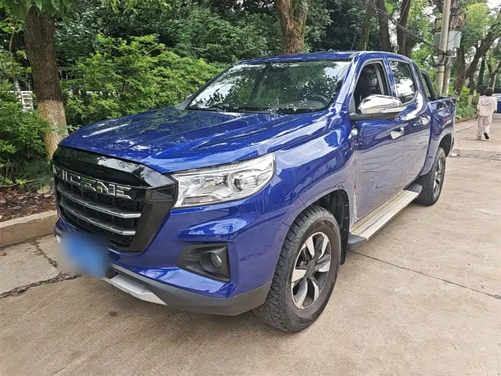 Changan Kaicheng F70 2022 2.4T Gasoline Automatic 4WD Excellence Standard Wheelbase 4K22D4T