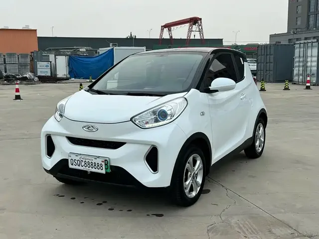QQ New Energy Little Ant 2018 400 4-Seater Smart Luxury Edition