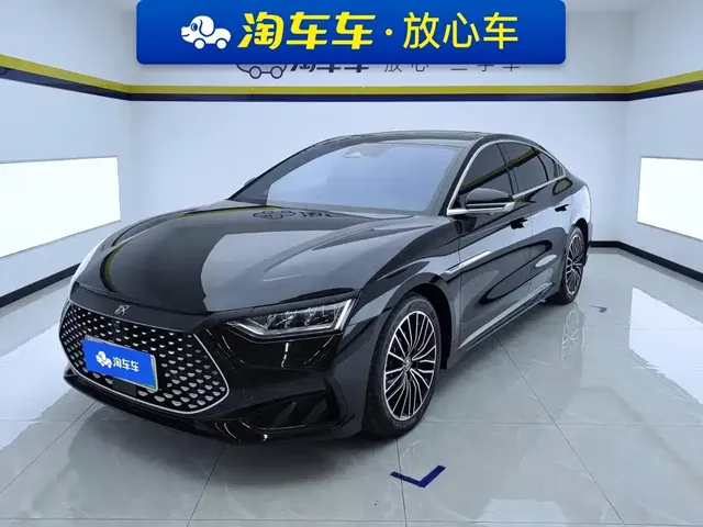 BYD Han 2023 DM-i Champion Edition 121KM Premium