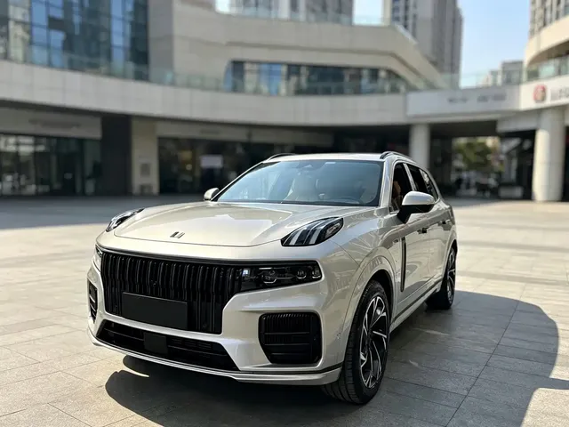 Lynk & Co 09 EM-P 2021 2.0T PHEV Halo 6-seater
