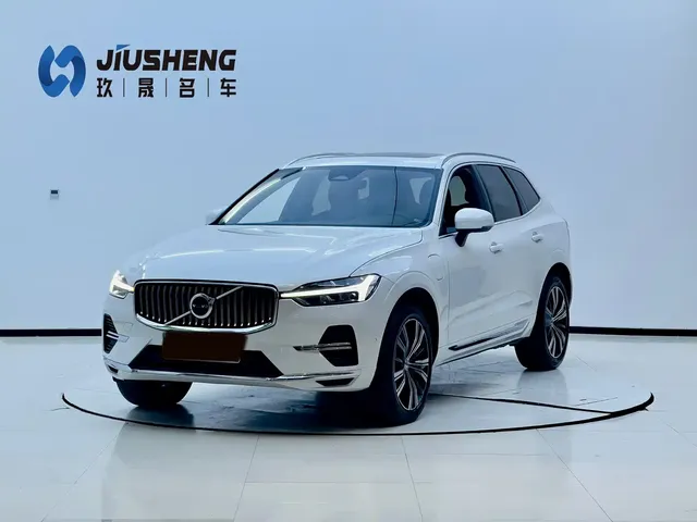Volvo XC60 Plug-in Hybrid 2022 T8 PHEV AWD Inscription Luxury