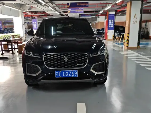 Jaguar F-PACE 2021 250PS R-Dynamic SE