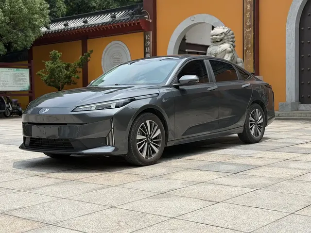 Changan Qiyuan A05 2024 145 Max