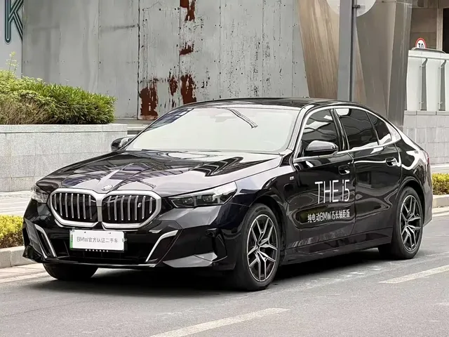 BMW i5 2025 eDrive 40L M Sport Package