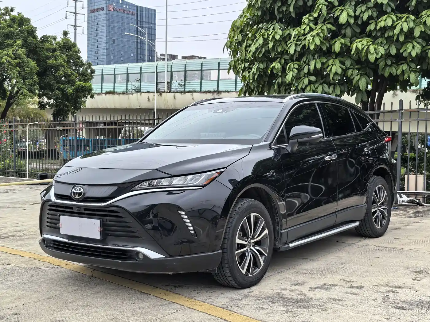 Toyota Lingfang HARRIER 2022 2.0L CVT 2WD Luxury Edition